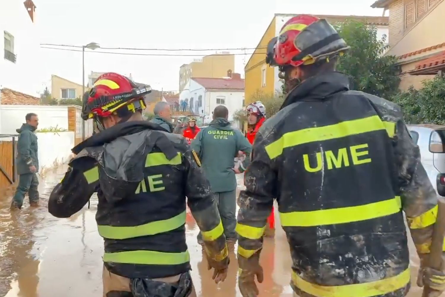 120 efectivos y 55 medios de la UME de León colaboran en las labores de rescate por la DANA en Valencia 