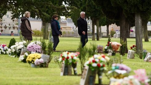  Día de Todos Los Santos en el Cementerio Municipal de León | Campillo / ICAL