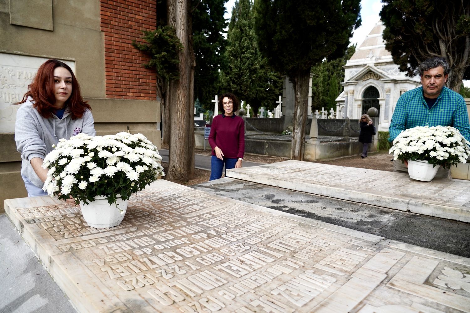 Día de Todos Los Santos en el Cementerio Municipal de León | Campillo / ICAL