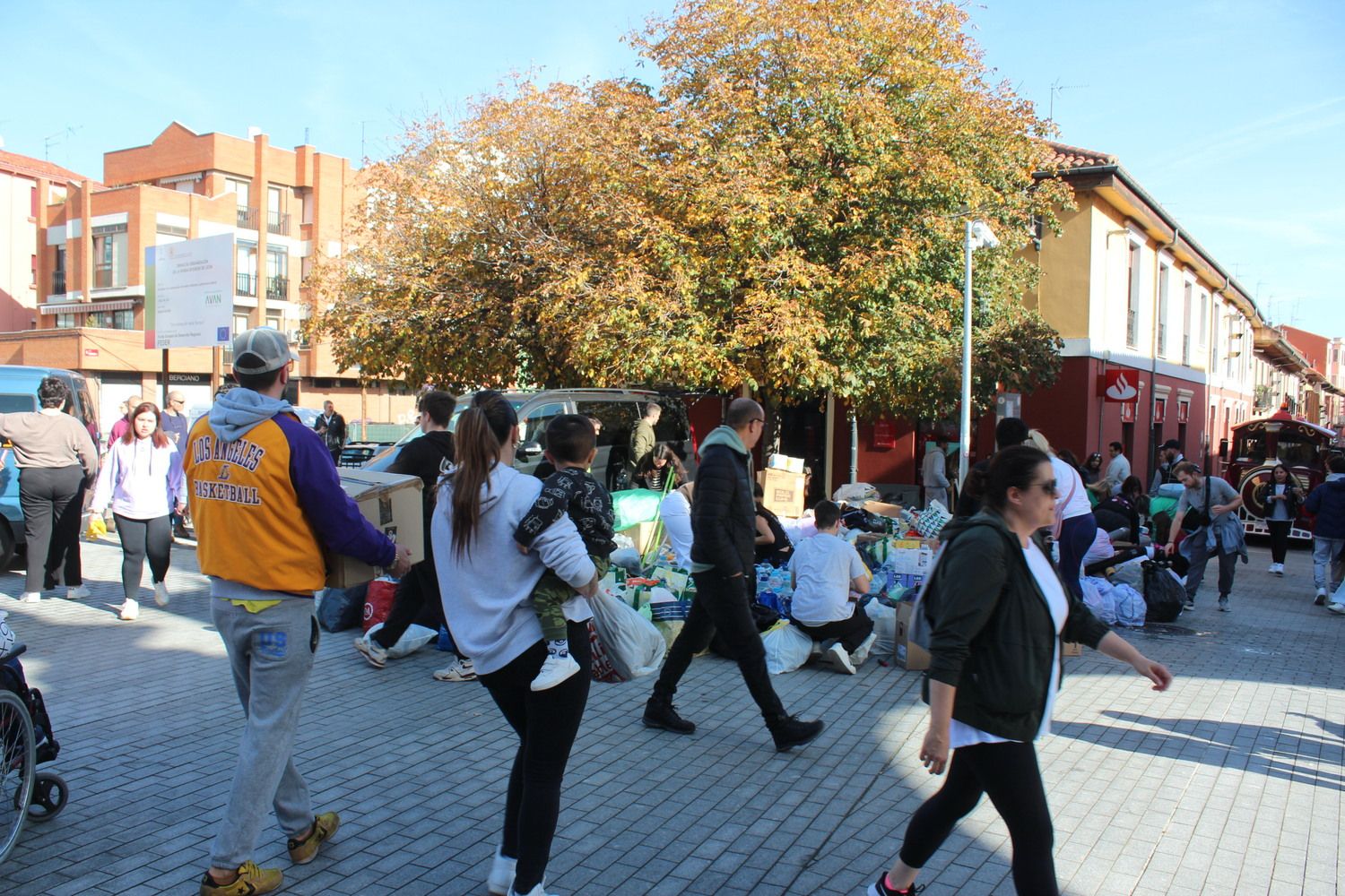 Recogida de enseres en León para los afectados por la DANA en Valencia