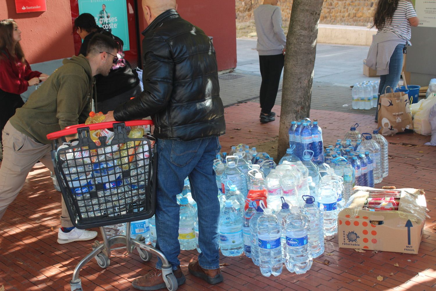 Recogida de enseres en León para los afectados por la DANA en Valencia