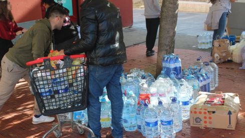 Recogida de enseres en León para los afectados por la DANA en Valencia