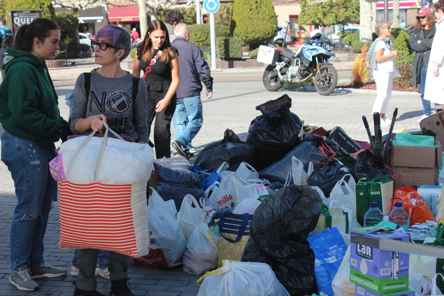 Recogida de enseres en León para los afectados por la DANA en Valencia