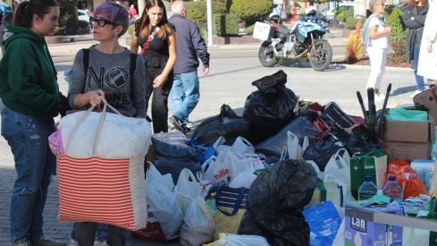 Recogida de enseres en León para los afectados por la DANA en Valencia
