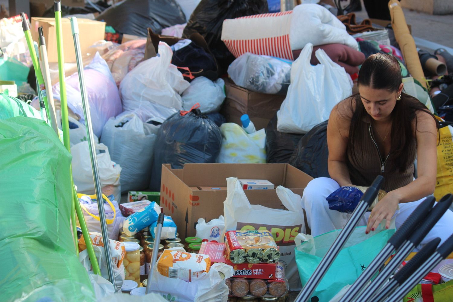 Recogida de enseres en León para los afectados por la DANA en Valencia