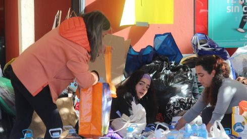 Recogida de enseres en León para los afectados por la DANA en Valencia