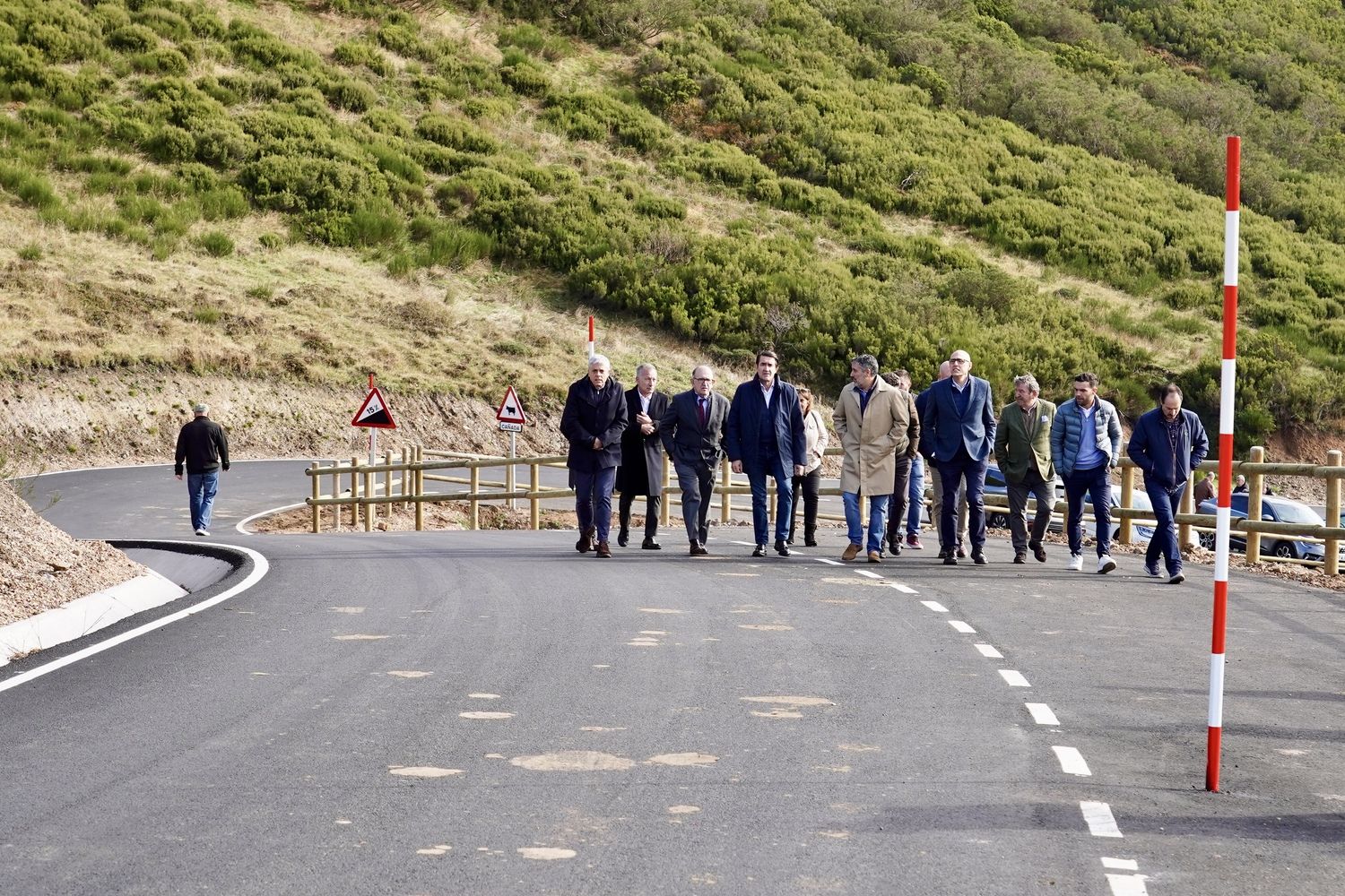 Inauguración de la carretera de La Farrapona