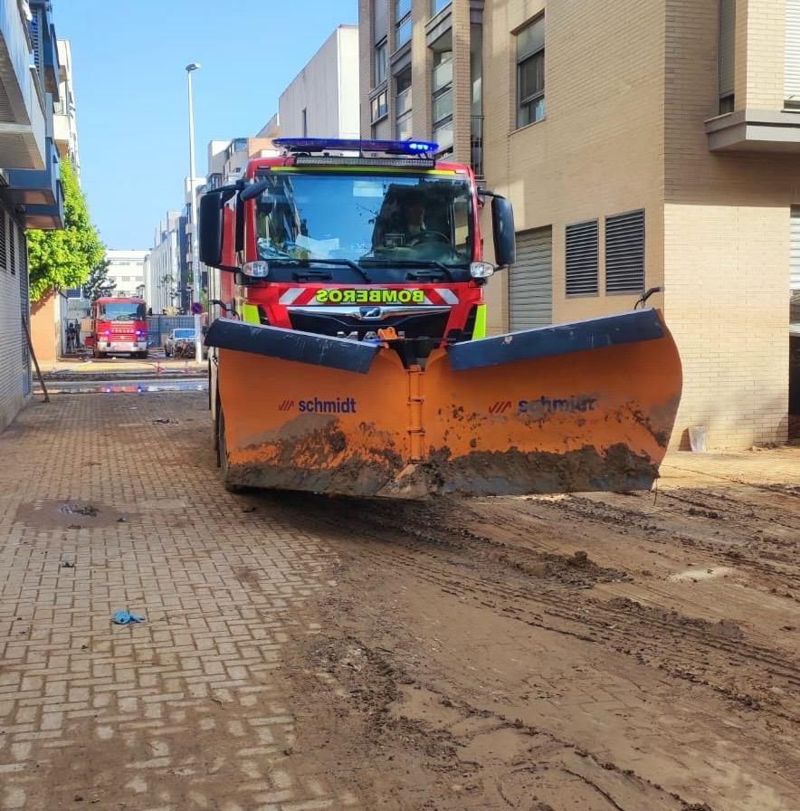 Bomberos de la Diputación de León en Paiporta (Valencia)