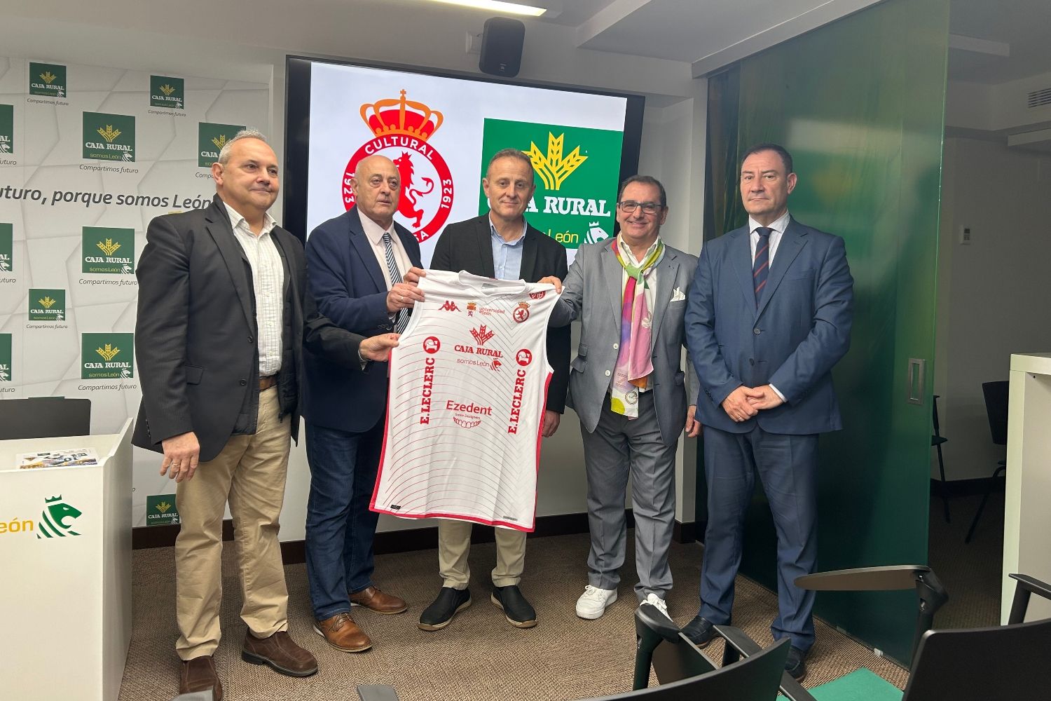 Caja Rural se convierte en el nuevo patrocinador de la Cultural y Deportiva Leonesa Baloncesto