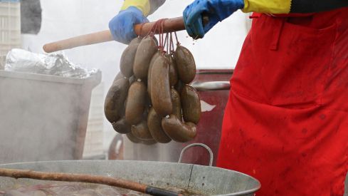 Feria de la cecina de chivo en vegacervera 