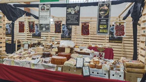 Feria de la cecina de chivo en vegacervera 
