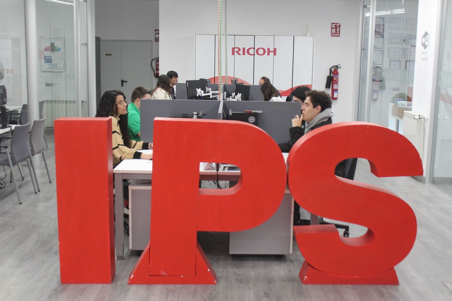 25 aniversario de IPS Technology