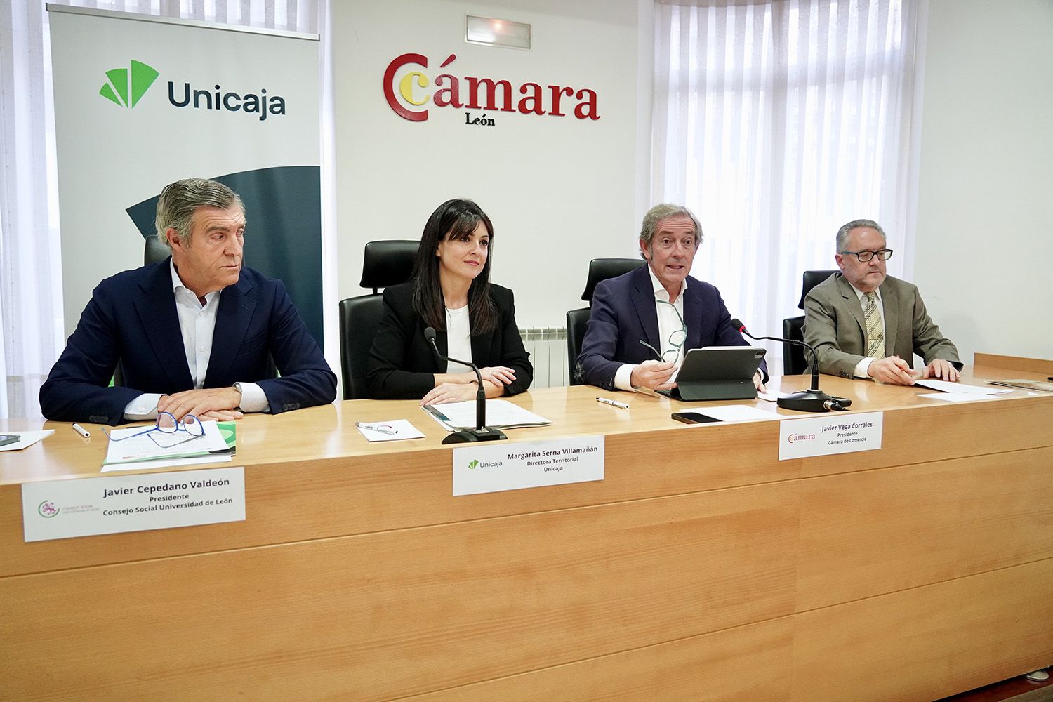 Presentación del Premio Cámara de Comercio de León 1 | Campillo (ICAL)