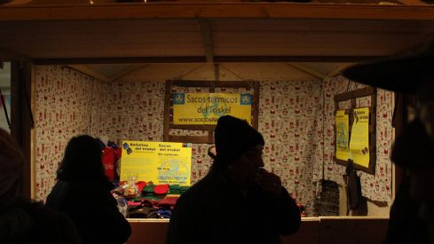 Ángeles y mercado navideño en la Catedral de León