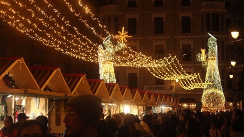 Mercado Navideño en la plaza de Regla de León