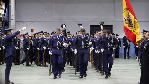 Festividad de Nuestra Señora de Loreto y jura de bandera en la Academia Básica del Aire y del Espacio de La Virgen del Camino (León) | Peio García (ICAL)