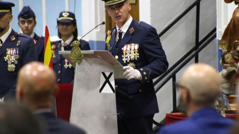 Festividad de Nuestra Señora de Loreto y jura de bandera en la Academia Básica del Aire y del Espacio de La Virgen del Camino (León) | Peio García (ICAL)