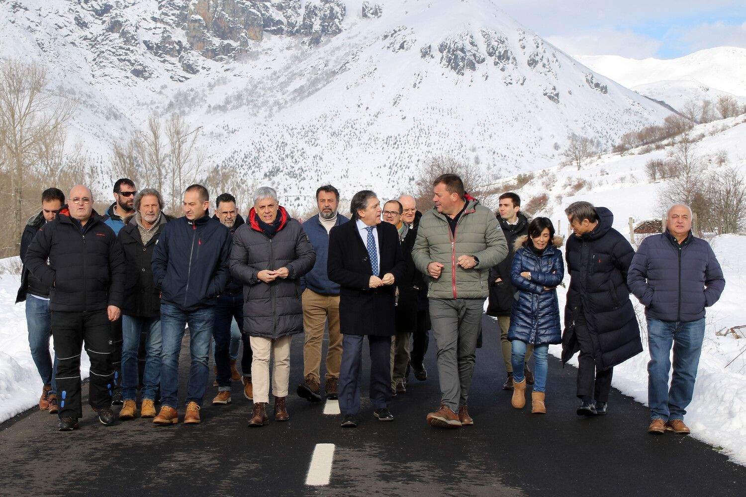 El director general de Carreteras visita las obras en la LE-333 El director general de Carreteras visita las obras en la LE-333