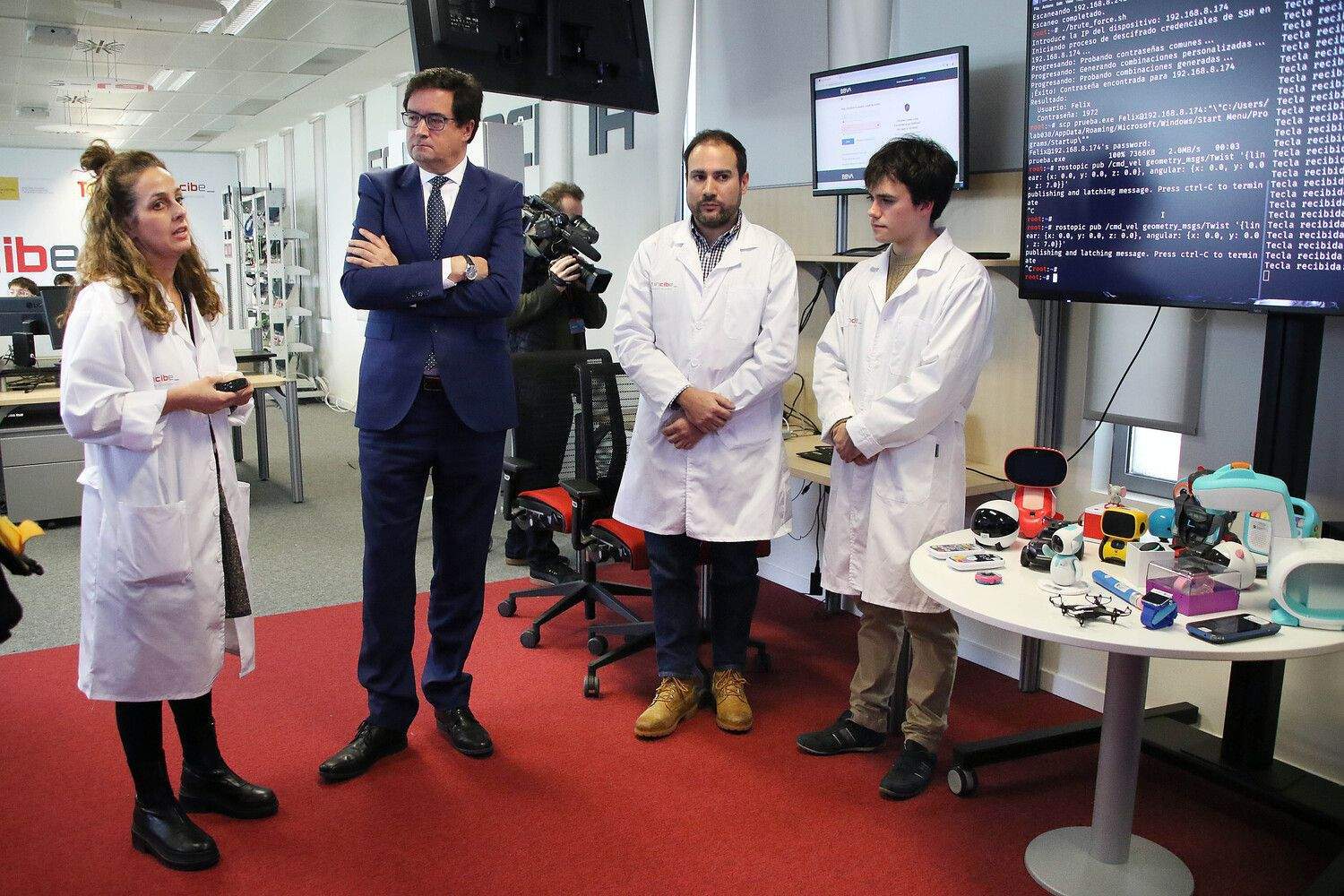 El ministro de Transformación Digital y Función Pública presenta un informe sobre juguetes conectados | Peio García (ICAL) El ministro de Transformación Digital y Función Pública presenta un informe sobre juguetes conectados | Peio García (ICAL)