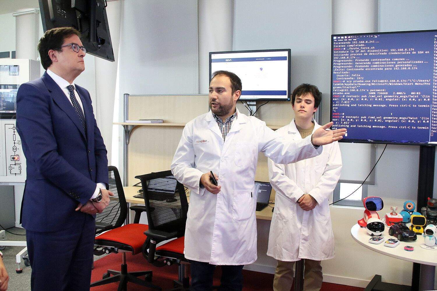 El ministro de Transformación Digital y Función Pública presenta un informe sobre juguetes conectados | Peio García (ICAL) El ministro de Transformación Digital y Función Pública presenta un informe sobre juguetes conectados | Peio García (ICAL)