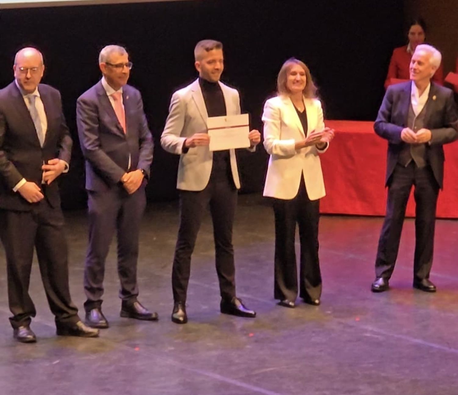 Carlos Gómez en la gala de los Premios de Educación de Castilla y León celebrada en el Centro Cultural Miguel Delibes de Valladolid