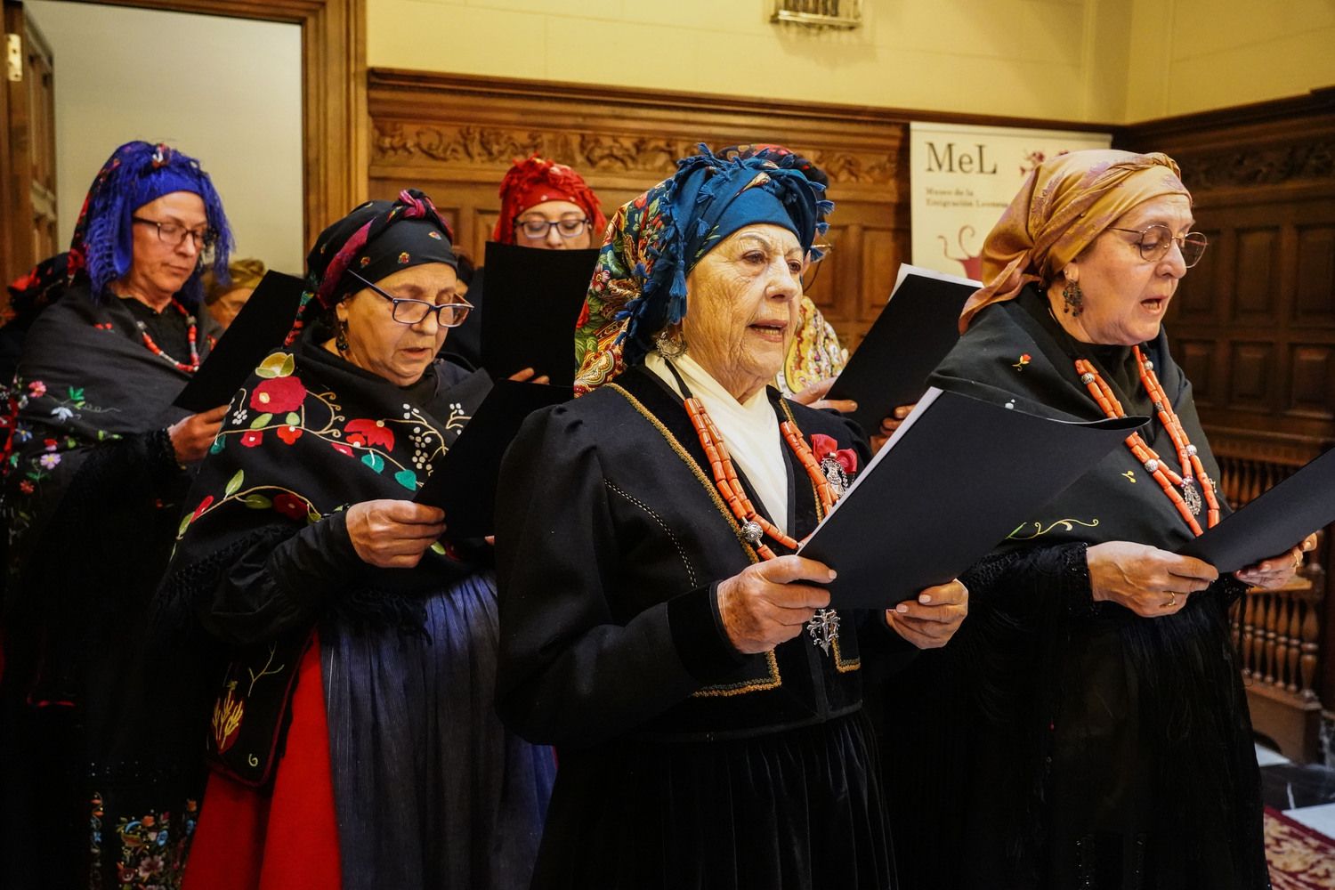 Recreación del canto del Ramo de Navidad en el MEL | Campillo / ICAL