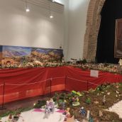 El Palacio del Conde Luna de León acoge un Belén compuesto por 1.800 piezas de  Playmobil