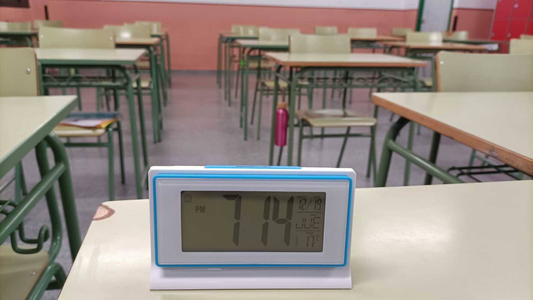 Termómetro en el IES Eras de Renueva