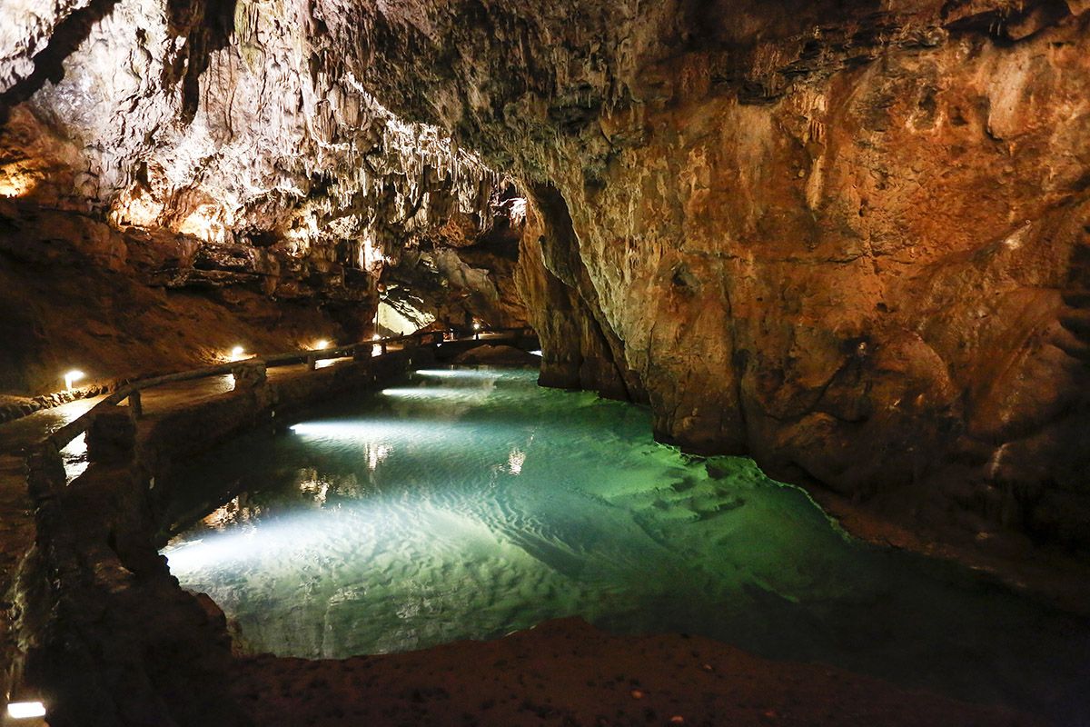 Cueva de Valporquero 