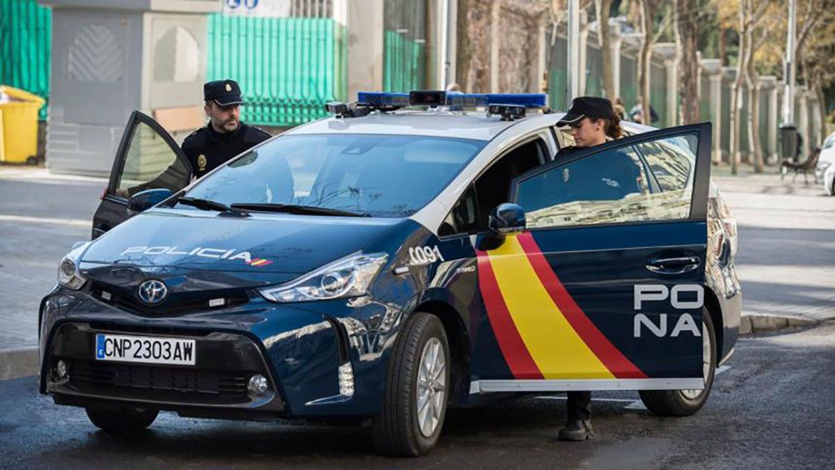 policia astorga detenido navaja