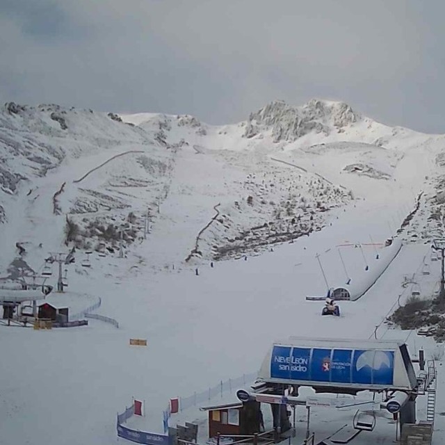 Estación de Esquí de San Isidro en la mañana de Reyes 