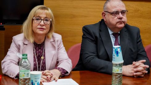 María Rosario Viloria toma posesión como gerente de Atención Primaria de León | Campillo / ICAL