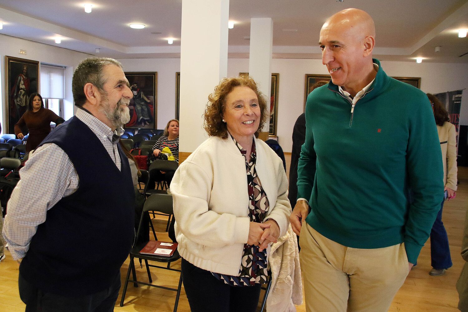 Presentación del destino de las ayudas del Ayuntamiento de León para que Cáritas y Cruz Roja presten ayuda a los damnificados por la DANA | Campillo / ICAL