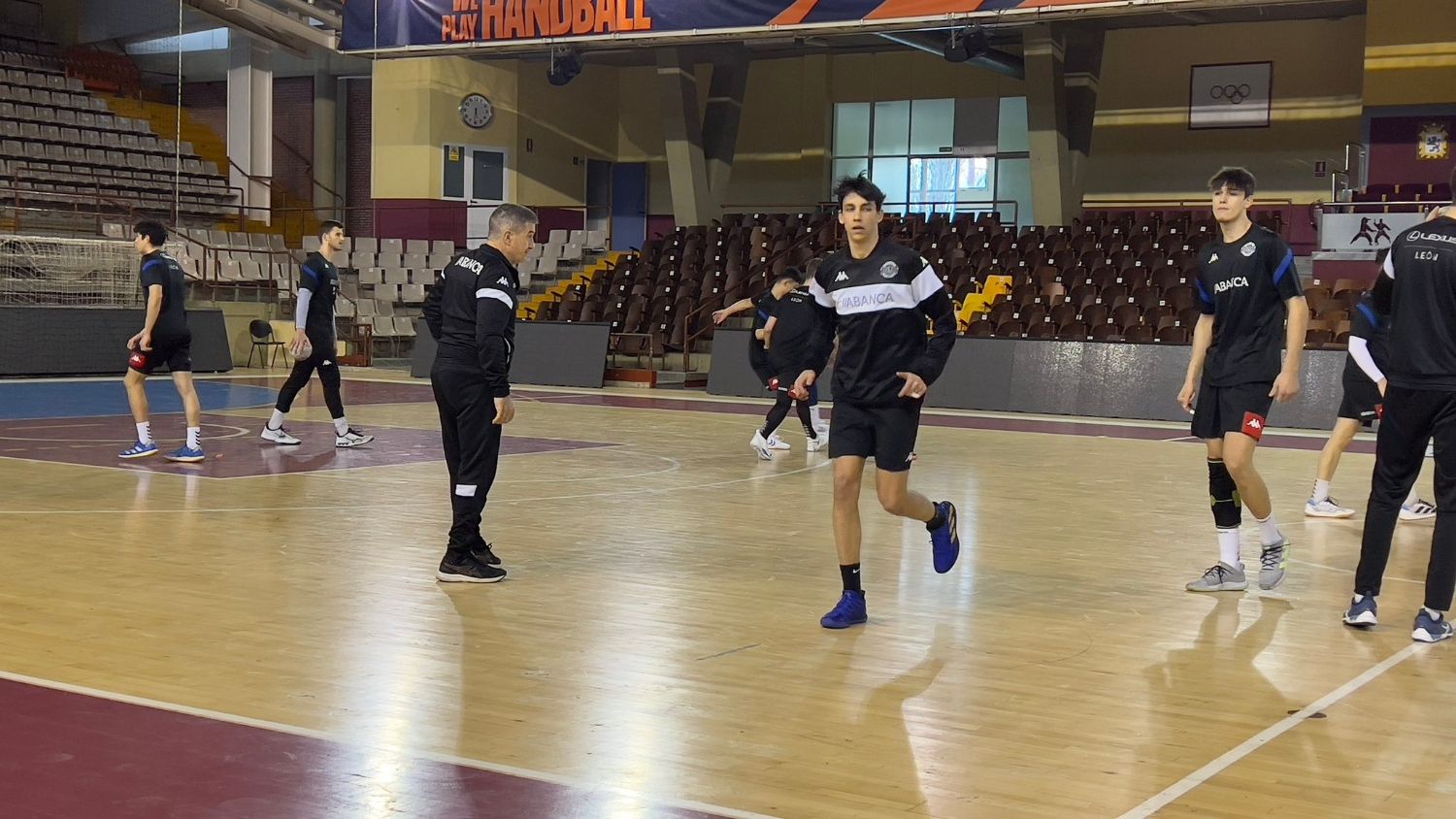 Entrenamiento del ADEMAR bajo las órdenes de Manolo Cadenas