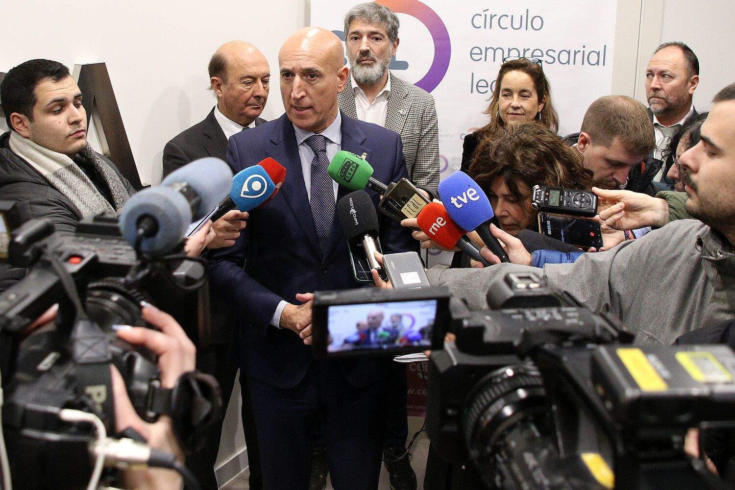 José Antonio Diez, alcalde de León, en la presentación de la Encuesta Empresarial Círculo 2024 | Peio García / ICAL José Antonio Diez, alcalde de León, en la presentación de la Encuesta Empresarial Círculo 2024 | Peio García / ICAL