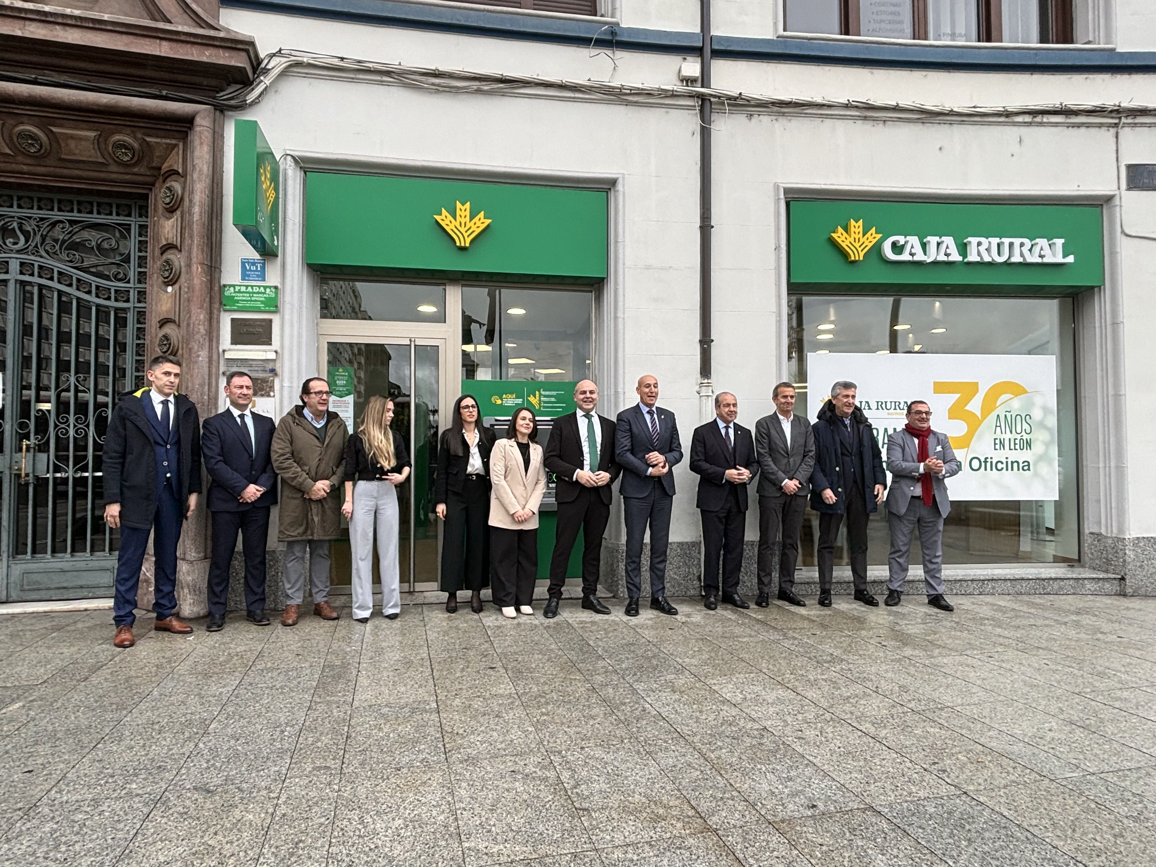 Inauguración de la novena oficina de Caja Rural en León capital