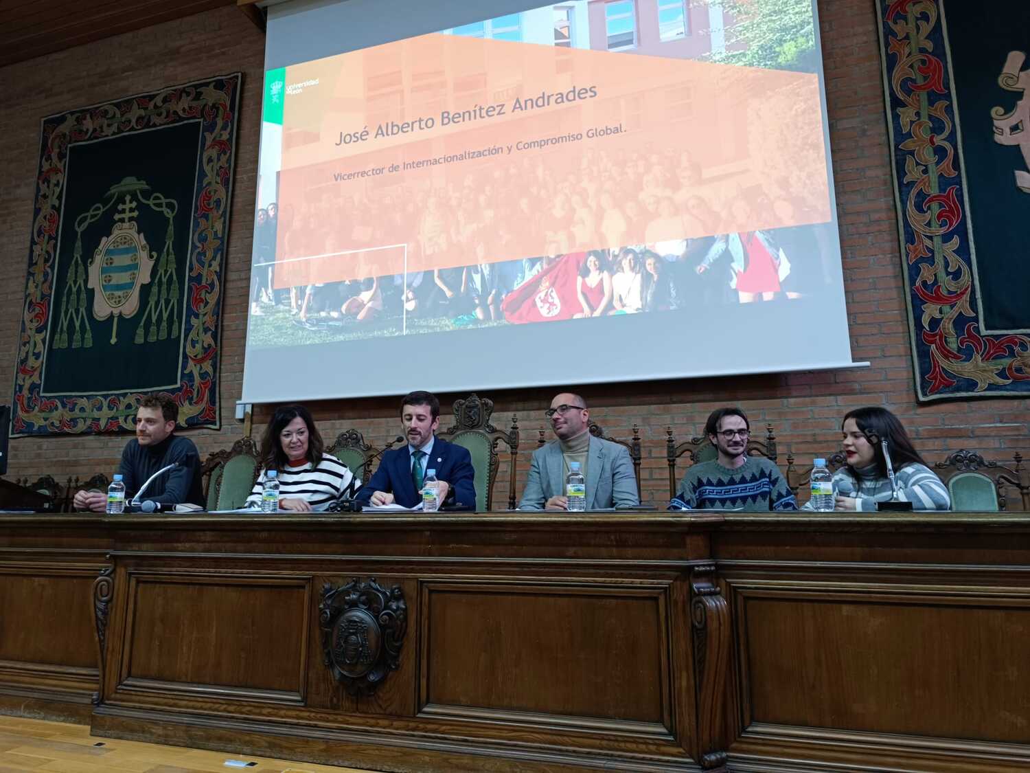 Jornada de bienvenida a los nuevos alumnos Erasmus de la ULE Jornada de bienvenida a los nuevos alumnos Erasmus de la ULE