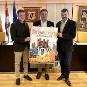 El profesor de la ULE, Javier López Díez (D), inaugurará la 104ª Feria de Febrero de Valencia de Don Juan