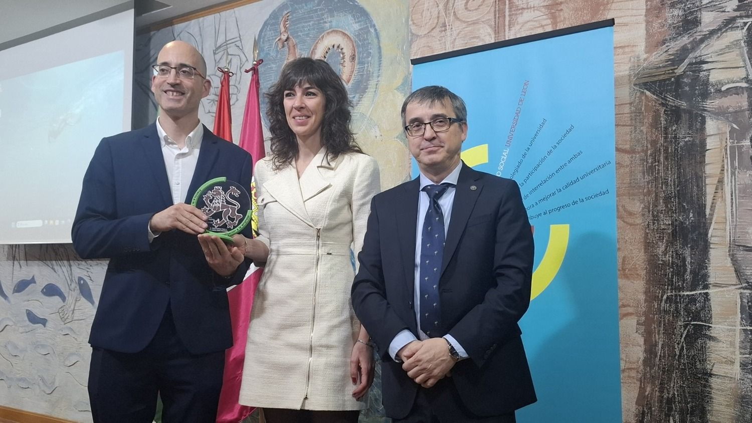 Entrega de los III Premios a la transferencia de resultados la investigación de la ULE Entrega de los III Premios a la transferencia de resultados la investigación de la ULE