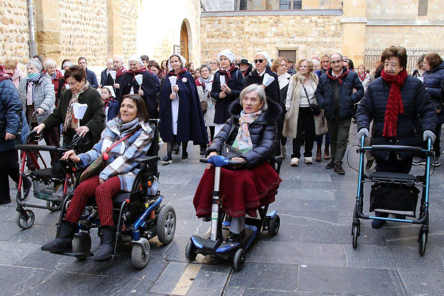 Procesión de antorchas de la Hospitalidad de Nuestra Señora de Lourdes en León | Peio García / ICAL