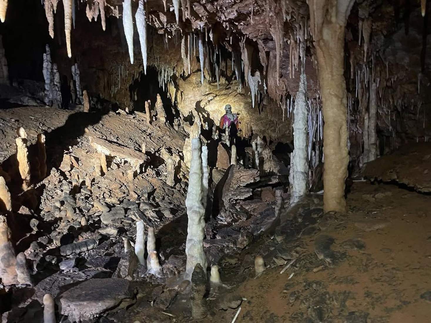 Nueva galería en las Cuevas de Valporquero (5)
