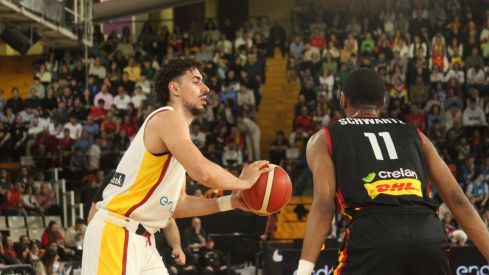 España se luce ante Bélgica en León | José Martín