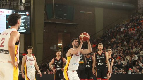 España se luce ante Bélgica en León | José Martín