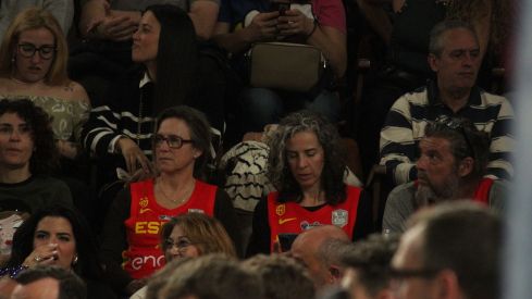 España se luce ante Bélgica en León | José Martín