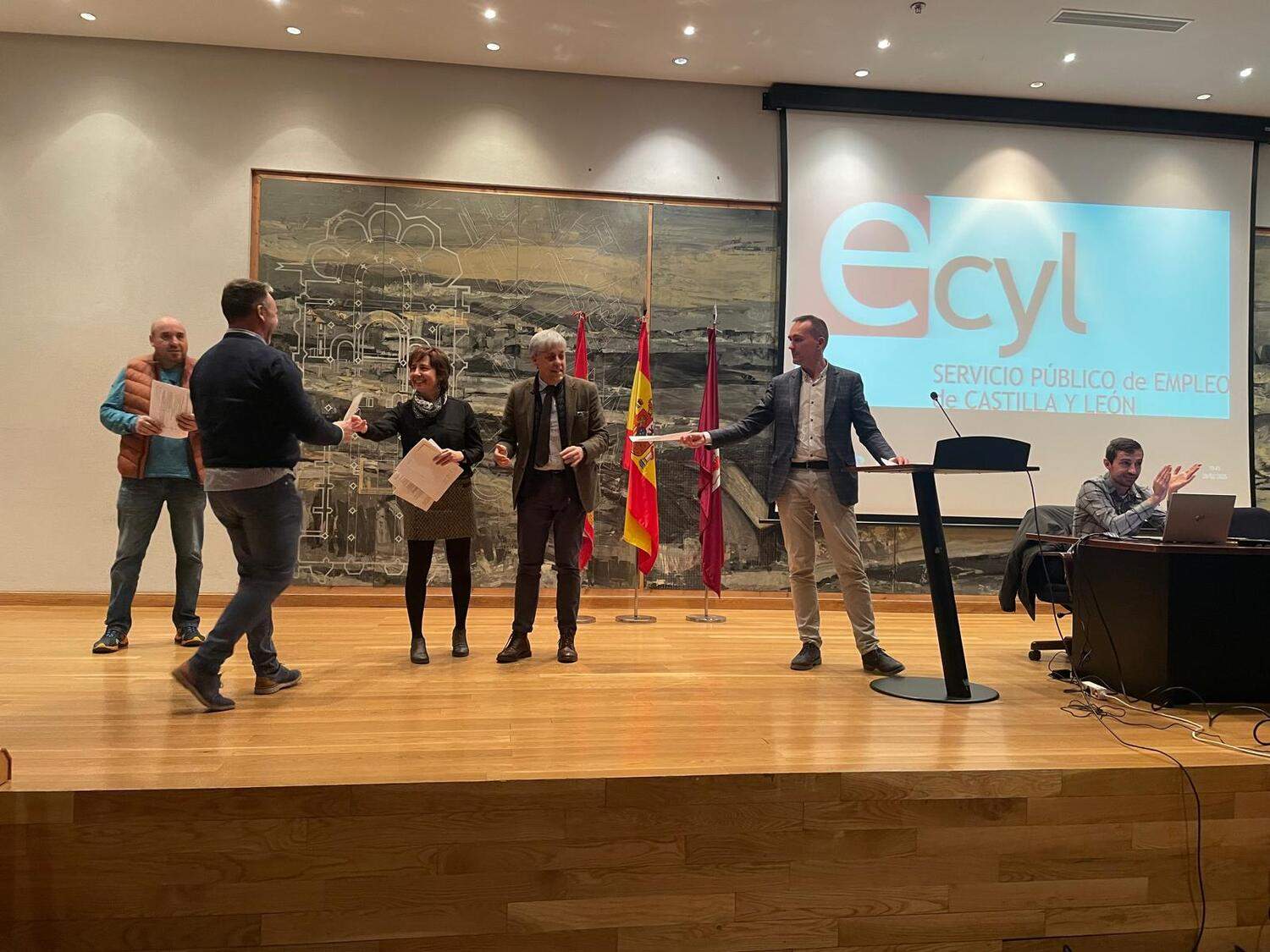 La Junta clausura once talleres de formación en León, con una inversión de 2,6 millones