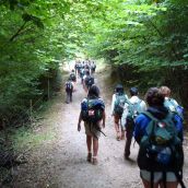 Más de 4.500 leoneses menores de edad viajaron solos al extranjero durante 2024