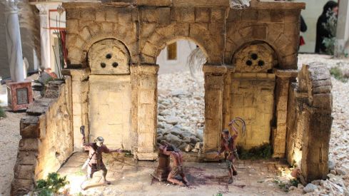 Exposición sobre la Pasión de Cristo en la Casa de las Carnicerías de León | José Martín