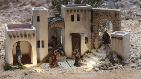 Exposición sobre la Pasión de Cristo en la Casa de las Carnicerías de León | José Martín