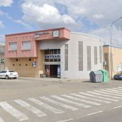 El Ayuntamiento de La Bañeza formaliza la adquisición de la Estación de Autobuses