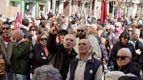 La Plataforma en Defensa de Feve en León convoca una manifestación con salida de la iglesia de Las Ventas para concluir con una cacerolada ante la Subdelegación del Gobierno | Campillo / ICAL